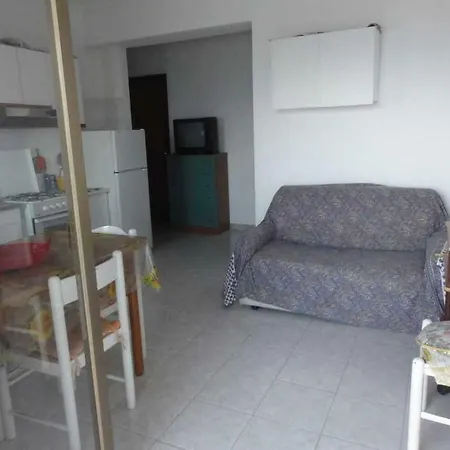 Acqualadroni Affitti